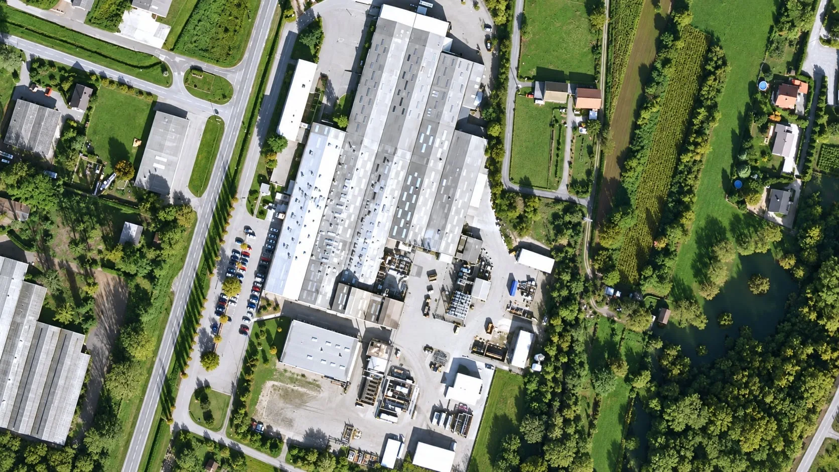 The SATMA INDUSTRIES plant in its alpine environment
